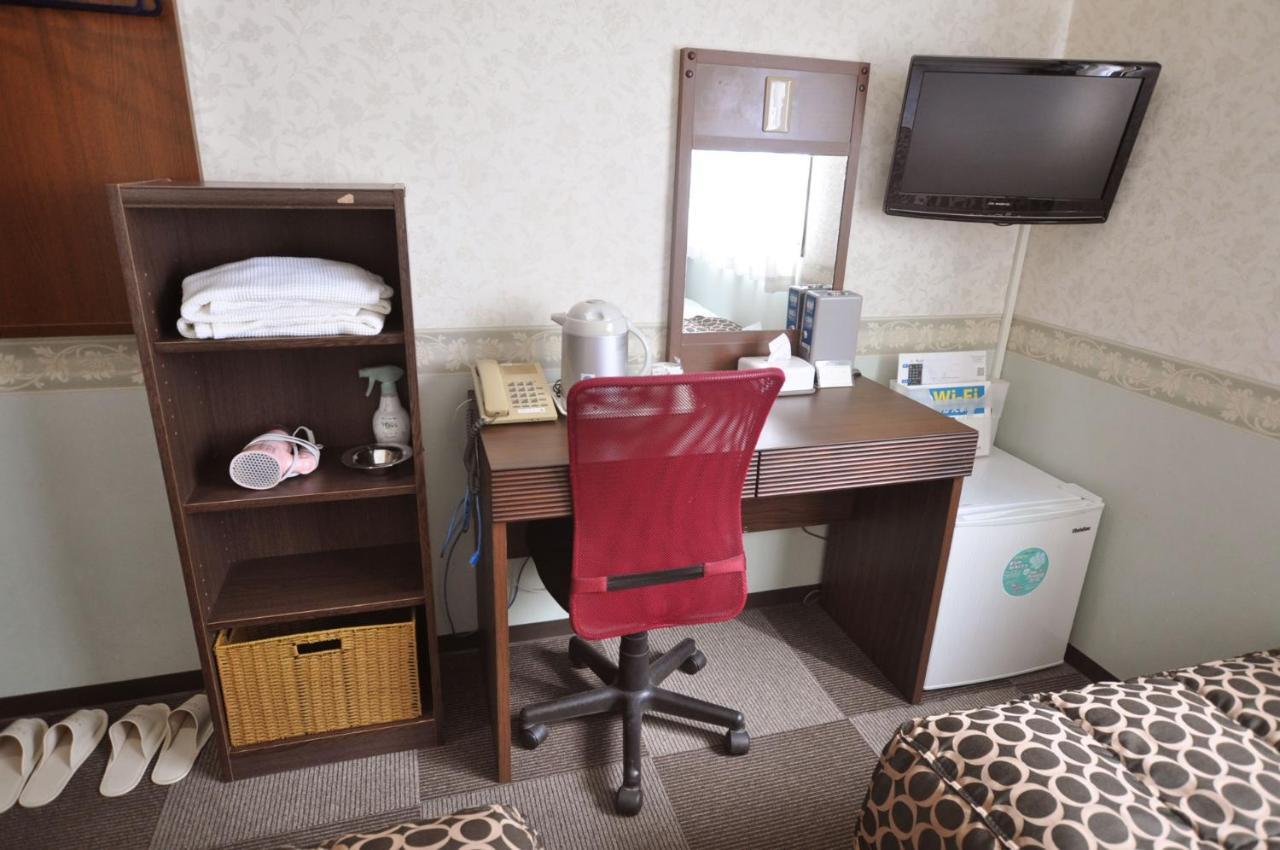 Futsukaichi Green Hotel Chikushino Bagian luar foto